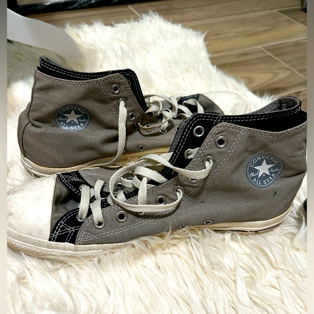 Men’s Converse Chuck Taylor Gray and Navy Black Size 13